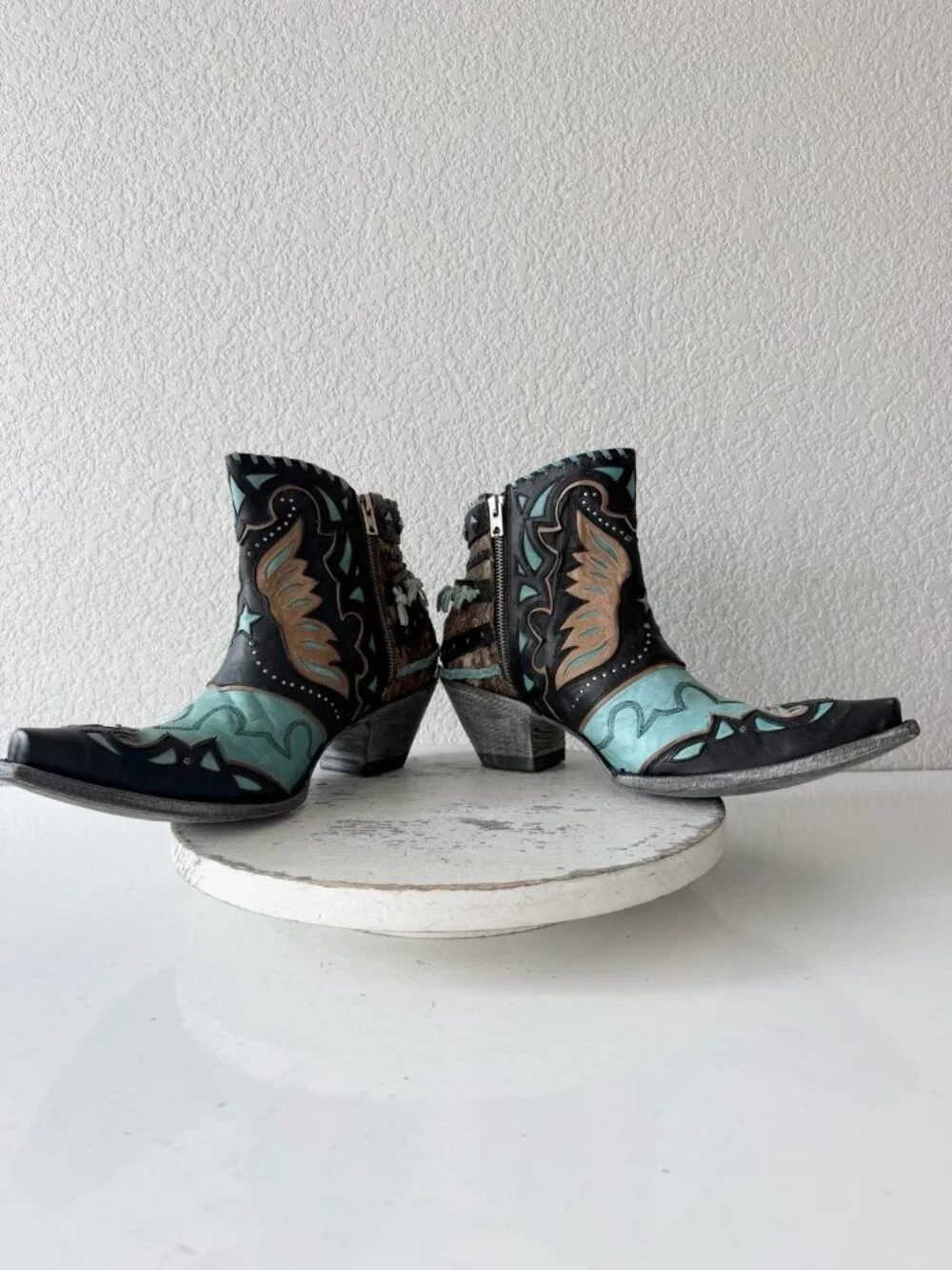 Old Gringo EAGLE FLIGHT Short Cowboy Boots Black Turquoise Womens 12 Snip Toe